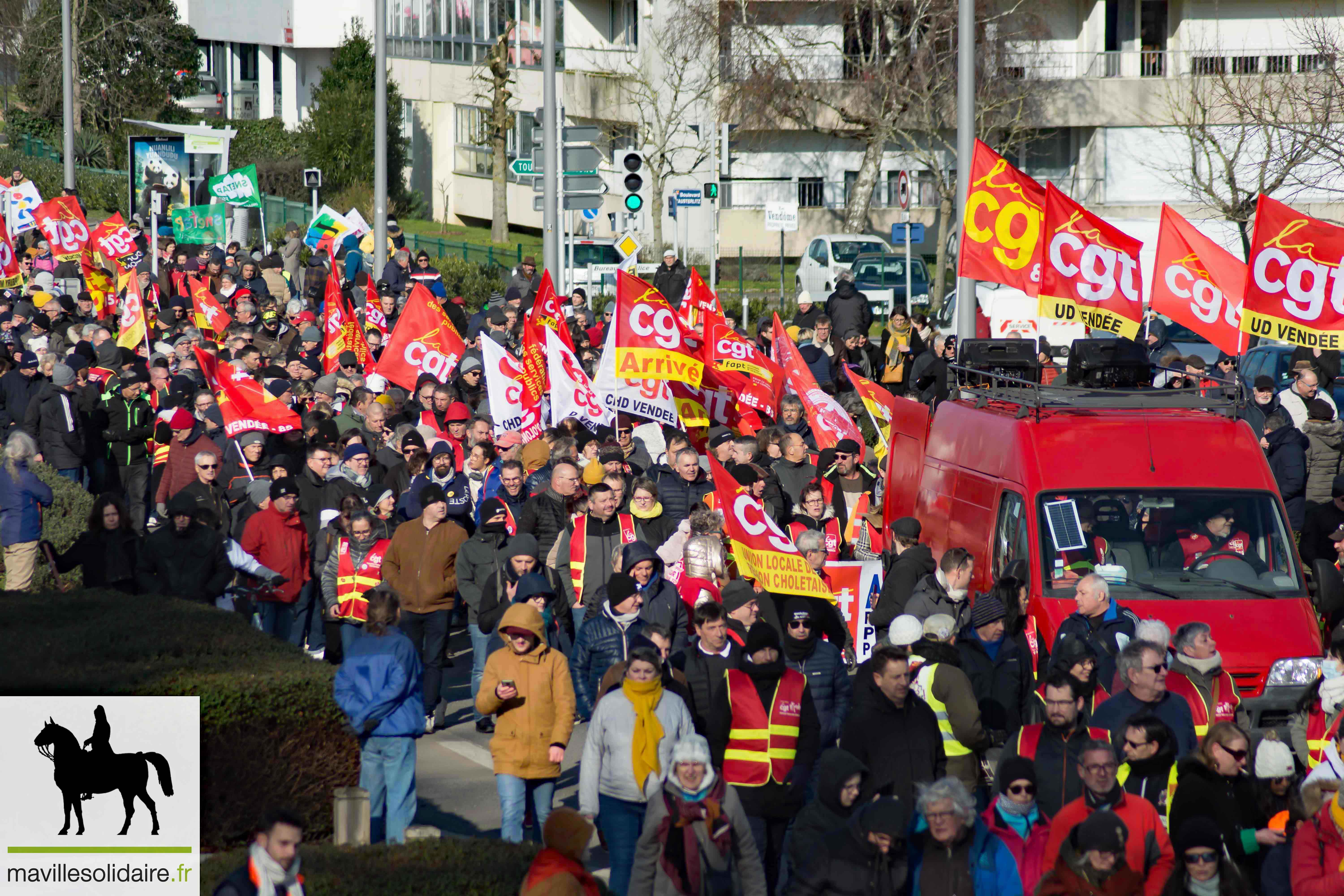 7 fevrier Manif grève retraite LA ROCHE SUR YON mavillesolidaire.fr 1 22