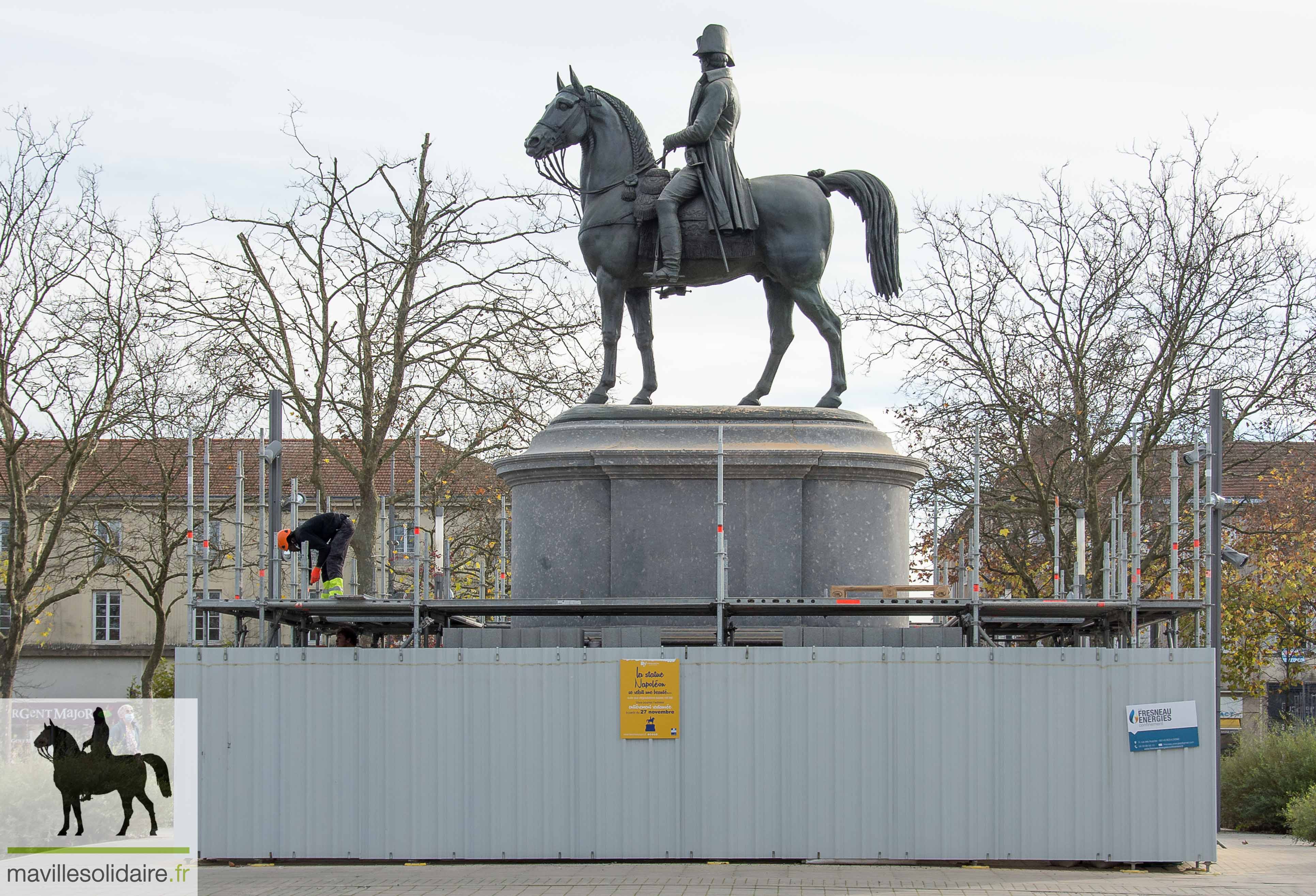 la statue de Napoléon restauré place Napoléon la Roche sur Yon novembre 2020 4