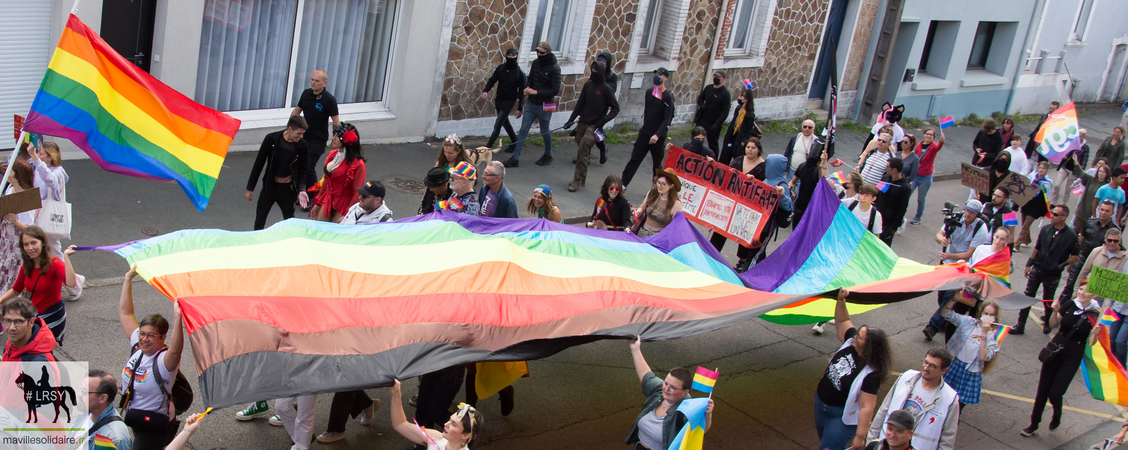 Marche des fierté LGBT LRSY mavillesolidaire.fr Vendée 23