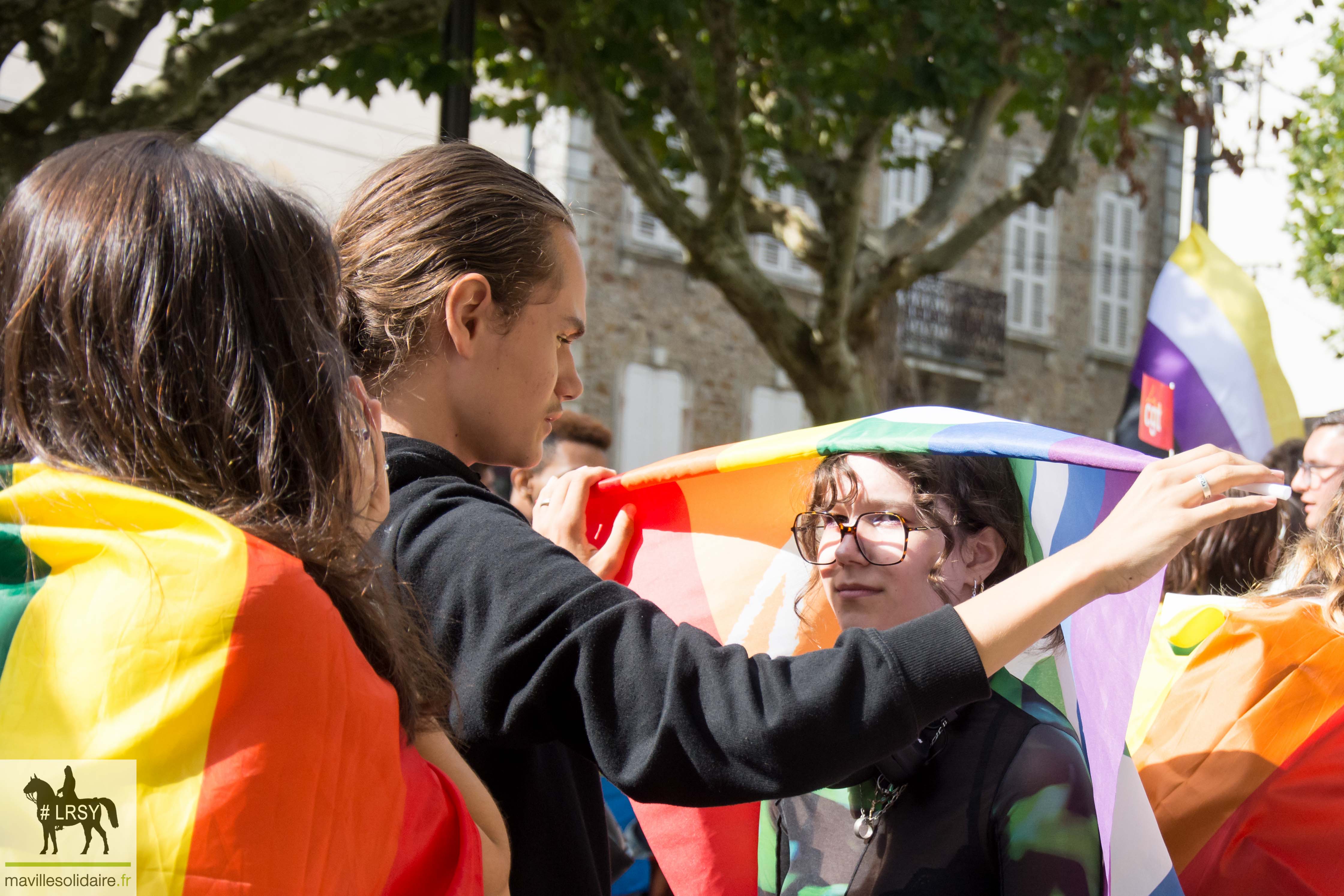 Marche des fierté LGBT LRSY mavillesolidaire.fr Vendée 29