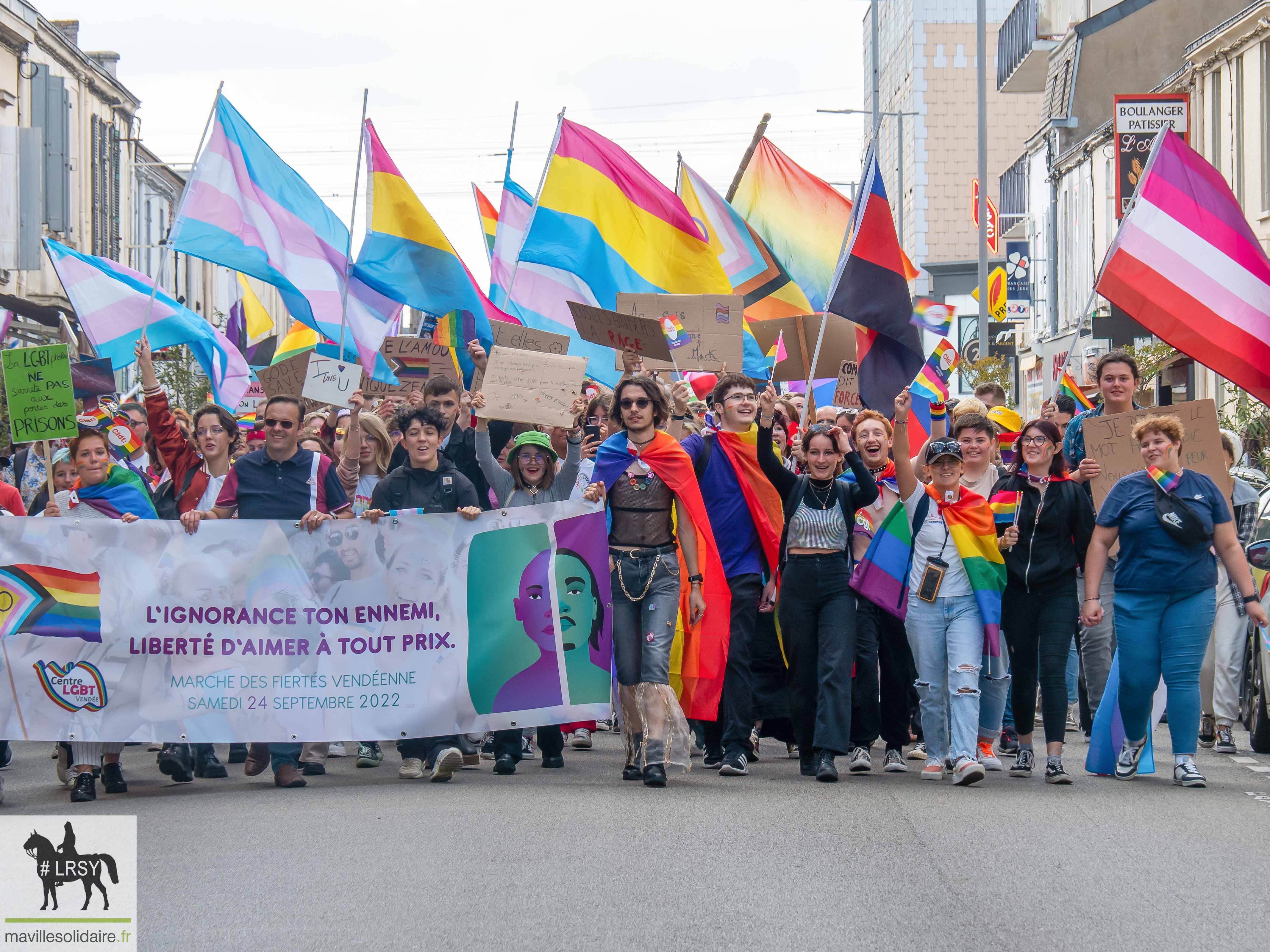 Marche des fierté LGBT LRSY mavillesolidaire.fr Vendée 2 26